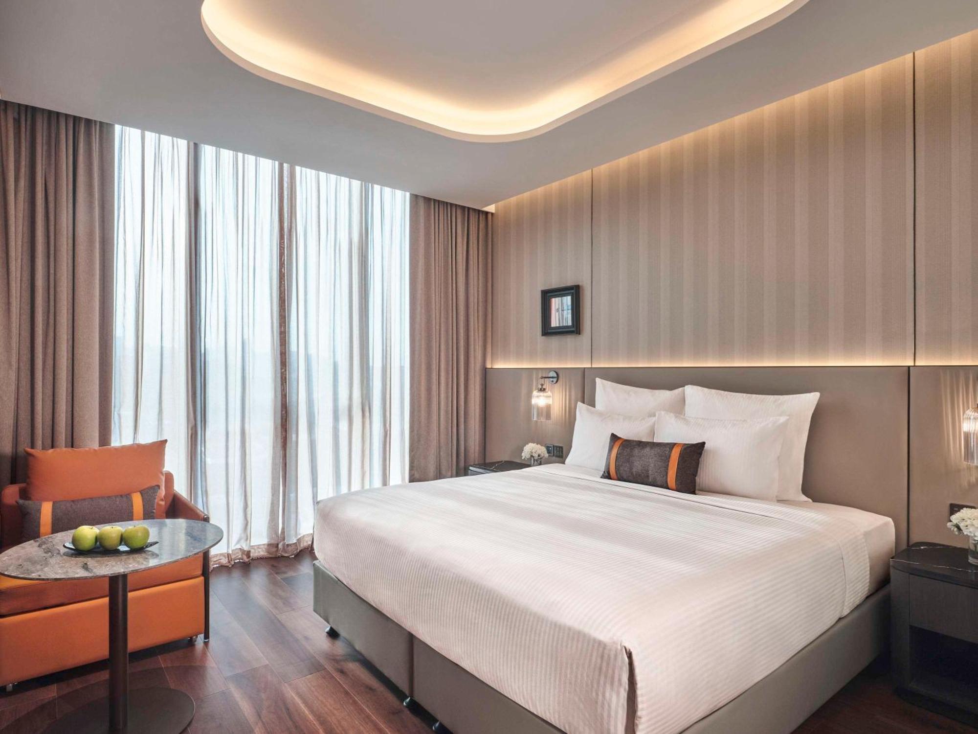 Pullman Singapore Hill Street Exterior photo